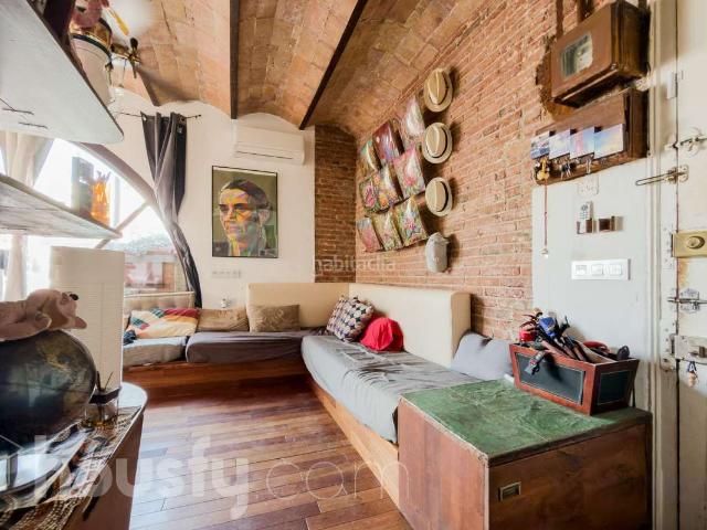 Piso en venta en Barcelona, Raval. Pisos.