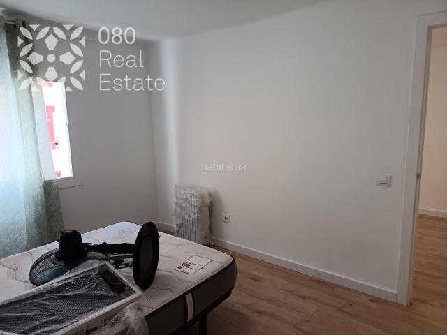 Piso en venta en Barcelona, Roquetes. PISO EN VENTA DE 50 M2 CERCA METRO ROQUETAS. Pisos.