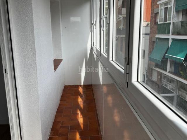 Piso en venta en Barcelona, Roquetes. PISO EN VENTA EN BARCELONA. Pisos.