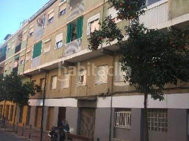 Piso en venta en Barcelona, Roquetes. Pisos.