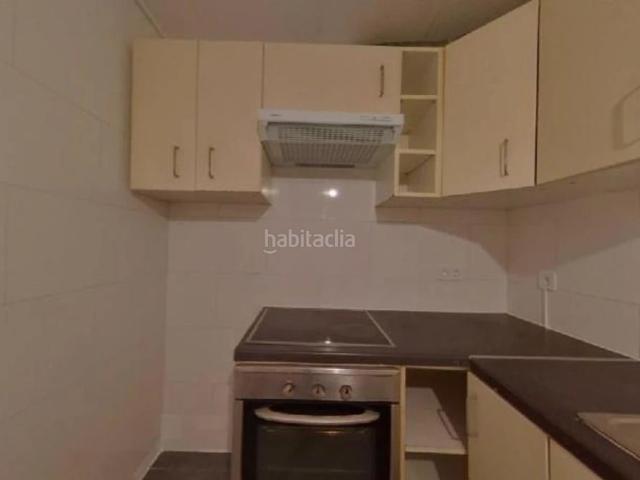 Piso en venta en Barcelona, Sant Martí de Provençals. Barcelona, Barcelona. EN RENTABILIDAD se vende alquilado, no se puede visitar ni hipotecar. Pisos.