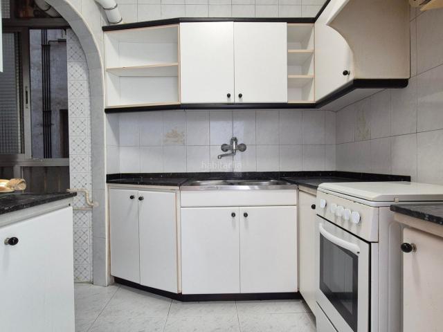 Piso en venta en Barcelona, Sant Martí de Provençals. Ideal precio.!. Pisos.