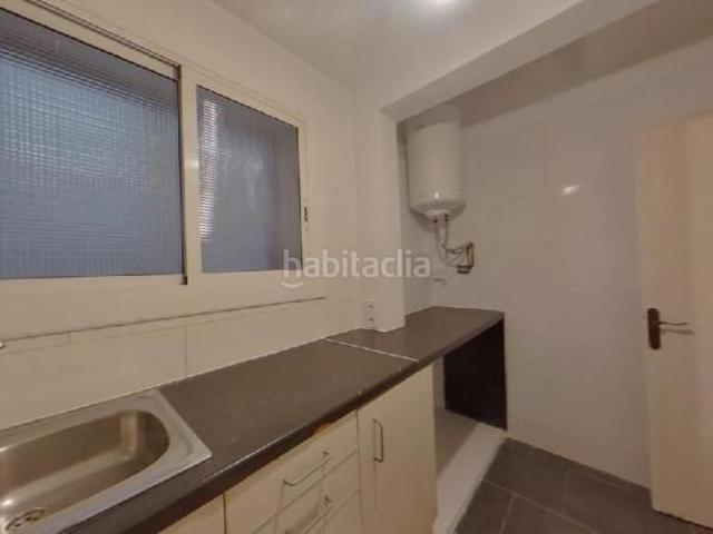 Piso en venta en Barcelona, Sant Martí de Provençals. Piso en venta en calle Concilio de Trento. Pisos.