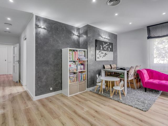 Piso en venta en Barcelona, Sant Martí de Provençals. piso exterior totalmente reformado. Pisos.