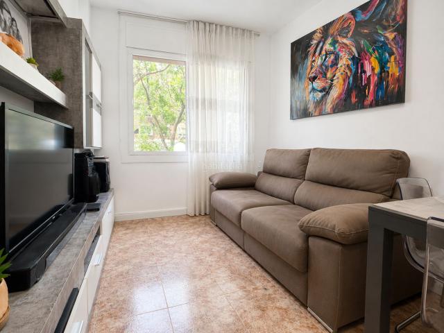 Piso en venta en Barcelona, Sant Martí de Provençals. Pisos.