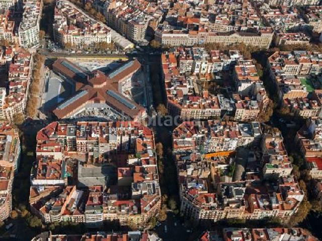 Piso en venta en Barcelona, Sant Antoni. Barri de Sant Antoni. Pisos.