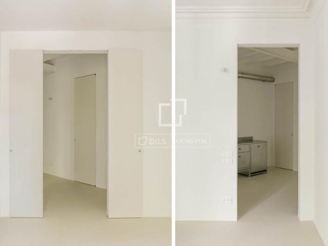 Piso en venta en Barcelona, Sant Antoni. Exclusiva vivienda de autor con dos habitaciones en Sant Antoni. Pisos.