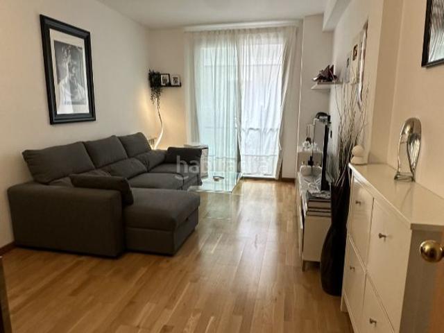 Piso en venta en Barcelona, Sant Antoni. Piso centrico en el corazón de Barcelona. Pisos.