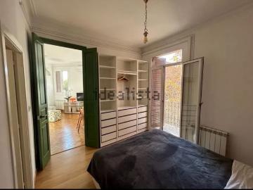 Piso en venta en Barcelona, Sant Antoni. PISO CON MUCHA LUZ EN SANT ANTONI. Pisos.