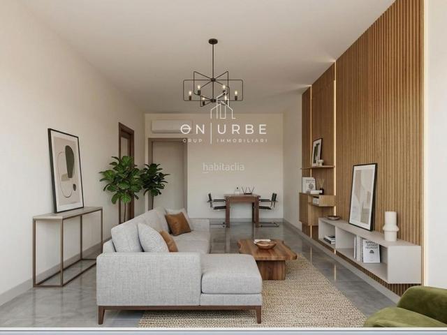 Piso en venta en Barcelona, Sant Antoni. PISO EN VENTA MARQUES DE CAMPO SAGRADO SANT ANTONI. Pisos.