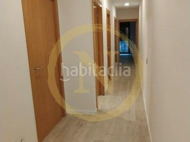 Piso en venta en Barcelona, Sant Antoni. Piso reformado con inquilino en Eixample Rentabilidad desde el primer día. Pisos.