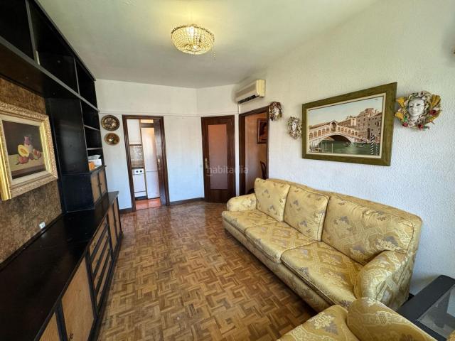 Piso en venta en Barcelona, Sant Antoni. PISO 3 HABITACIONES TOCANDO PLAZA ESPAÑA. Pisos.