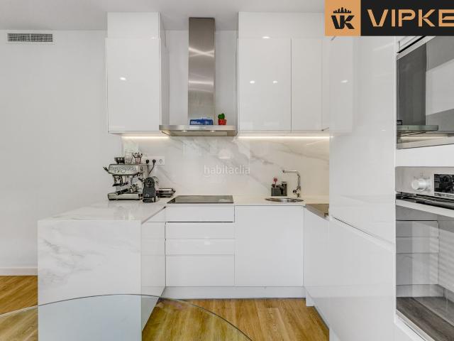 Piso en venta en Barcelona, Sant Antoni. Pisos.