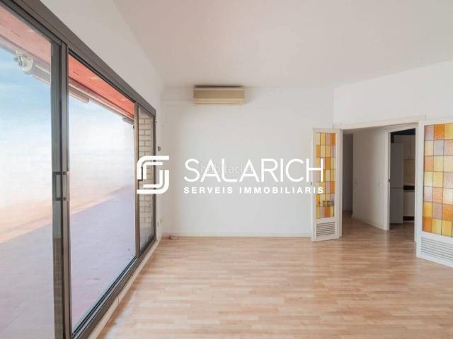 Piso en venta en Barcelona, Sant Antoni. Pisos.