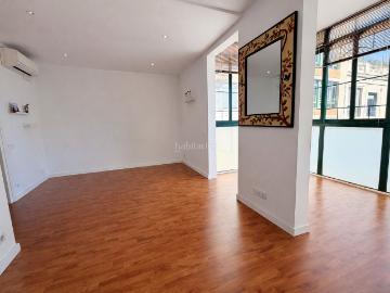 Piso en venta en Barcelona, Sant Antoni. Pisos.