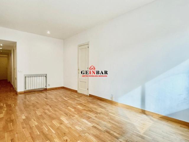 Piso en venta en Barcelona, Sant Gervasi Bonanova. ENCANTADORA VIVIENDA JUNTO A PLAZA KENNEDY. Pisos.