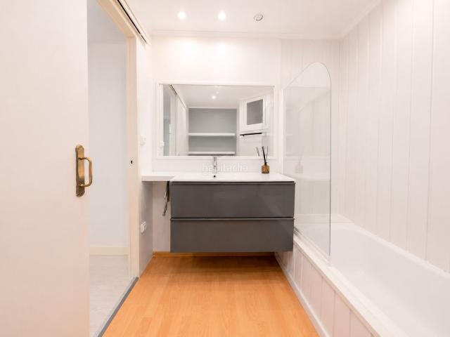 Piso en venta en Barcelona, Sant Gervasi Bonanova. Excepcional piso alto y tranquilo en la zona alta de Barcelona. Pisos.