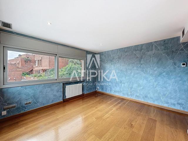 Piso en venta en Barcelona, Sant Gervasi Bonanova. Piso en venta de 2 habitaciones con solárium privado y espectaculares vistas cerca de Avenida Tibidabo. Pisos.