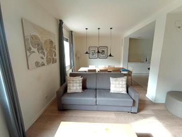 Piso en venta en Barcelona, Sant Gervasi Galvany. PARA ENTRAR A VIVIR EN AVENIDA DIAGONAL JUNTO A PLAZA FRANCESC MACI. Pisos.