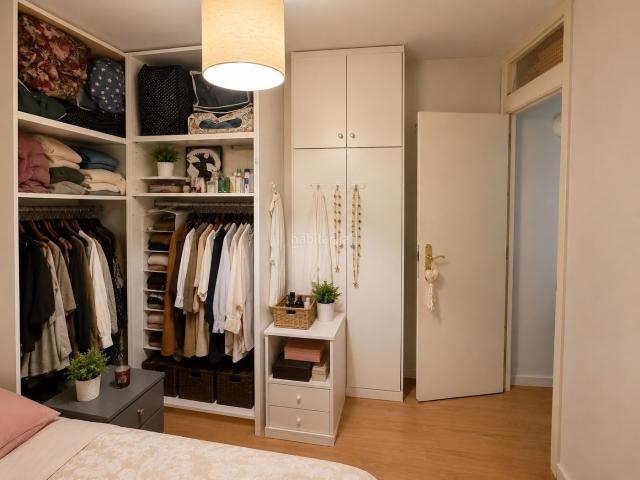Piso en venta en Barcelona, Sant Ramon Maternitat. ELEGANTE VIVIENDA REFORMADA JUNTO AL CAMP NOU!. Pisos.