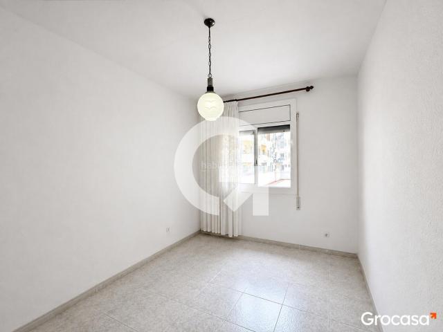Piso en venta en Barcelona, Sant Ramon Maternitat. PISO LUMINOSO EN LES CORTS. Pisos.