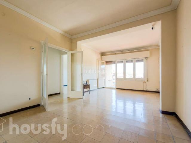 Piso en venta en Barcelona, Sant Ramon Maternitat. Pisos.