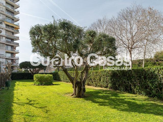 Piso en venta en Barcelona, Sant Ramon Maternitat. Pisos.
