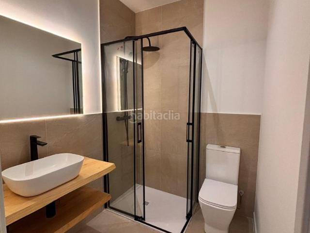 Piso en venta en Barcelona, Sants Badal. Finca y piso completamente rehabilitado, como nuevo!. Pisos.