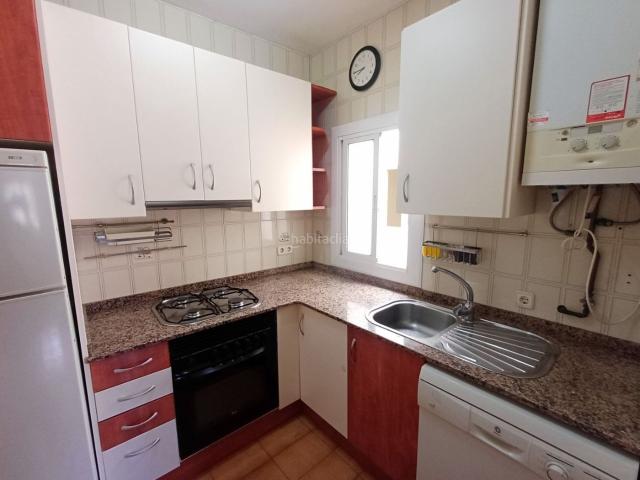 Piso en venta en Barcelona, Sants Badal. Ideal para parejas y o familias. Pisos.