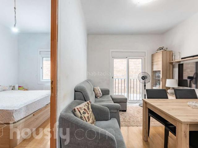 Piso en venta en Barcelona, Sants Badal. Pisos.