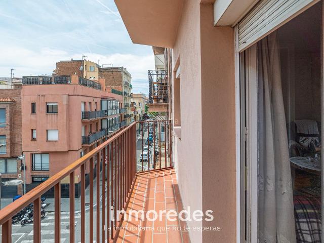 Piso en venta en Barcelona, Sants Badal. Pisos.