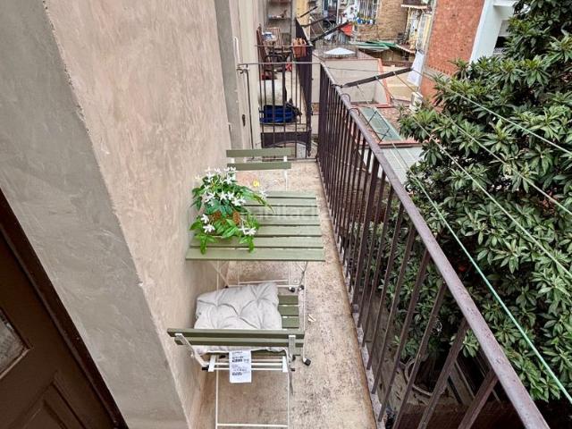 Piso en venta en Barcelona, Sagrada Família. ACOGEDOR PISORECIÉN REFORMADO JUNTO SAGRADA FAMILIA. DOS DORMITORIOS DOBLES. Pisos.