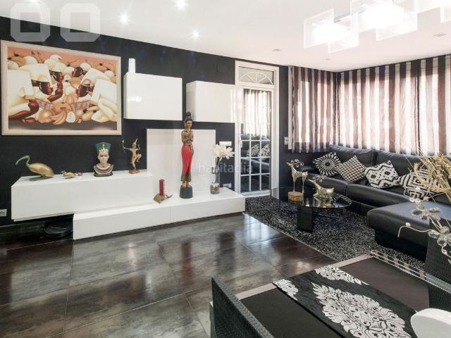 Piso en venta en Barcelona, Sagrada Família. GRAN PISO AL LADO DE LA AVENIDA GAUDI. Pisos.