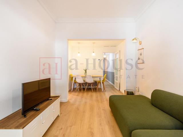 Piso en venta en Barcelona, Sagrada Família. ESPECTACULAR PISO REFORMADO EN EL CAMP DEN GRASSOT I GRÀCIA NOVA. Pisos.