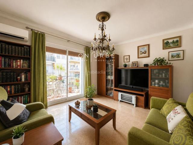 Piso en venta en Barcelona, Sagrada Família. ONURBE GRUP I PISO EN VENTA EN LA SAGRADA FAMILIA. Pisos.