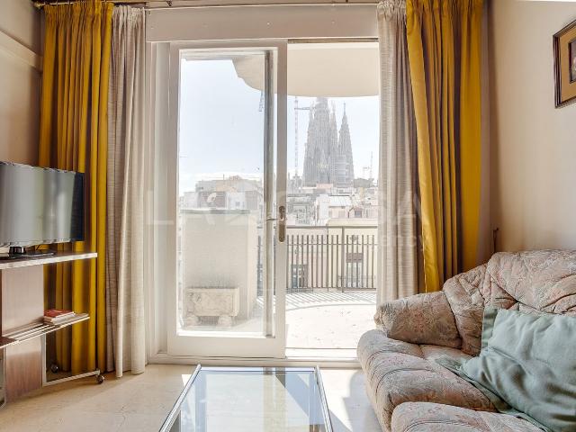 Piso en venta en Barcelona, Sagrada Família. PISO EN VENTA EN CALLE DE PADILLA. Pisos.