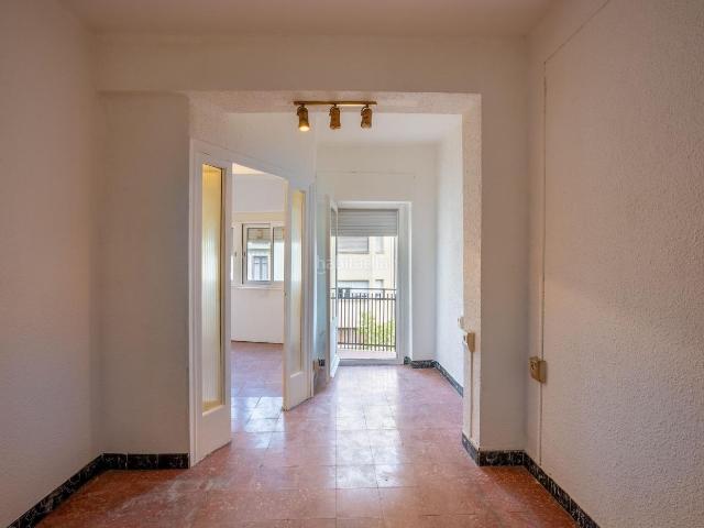 Piso en venta en Barcelona, Sagrada Família. Piso en venta en Calle Marina Sagrada Família. Pisos.