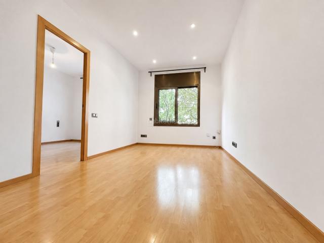 Piso en venta en Barcelona, Sagrada Família. Pisos.