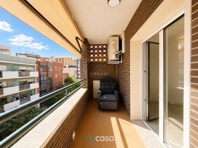 Piso en venta en Barcelona, Sagrada Família. ÚLTIMA PLANTA TOTALMENTE REFORMADA EN EL CORAZÓN DE BARCELONA. Pisos.