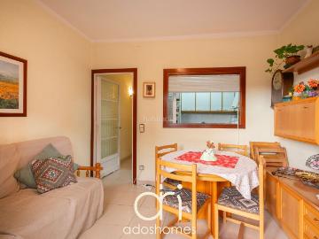 Piso en venta en Barcelona, Sarrià. Adoshomes vende en exclusiva piso en Sarrià. Pisos.