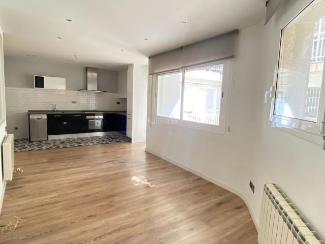 Piso en venta en Barcelona, Sarrià. Encantador. Pisos.