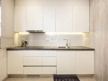Piso en venta en Barcelona, Sarrià. Exclusiva vivienda reformada y totalmente exterior en SarriàSant Gervasi. Pisos.