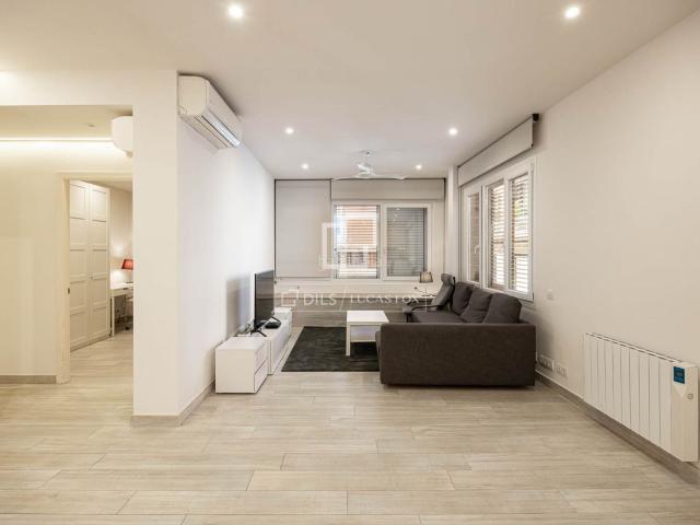 Piso en venta en Barcelona, Sarrià. Exclusiva vivienda reformada y totalmente exterior en SarriàSant Gervasi. Pisos.