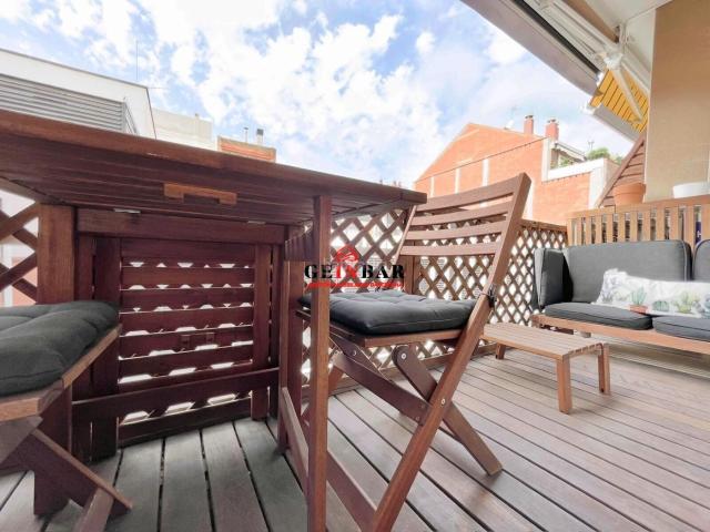 Piso en venta en Barcelona, Sarrià. EXCLUSIVO PISO EN SARRIÀ EXTERIOR CON BALCÓN Y PARKING OPCIONAL. Pisos.