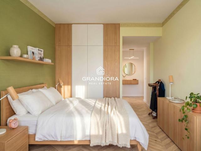 Piso en venta en Barcelona, Sarrià. Piso con terraza privada en Sarrià, Calle Fontcoberta. Pisos.