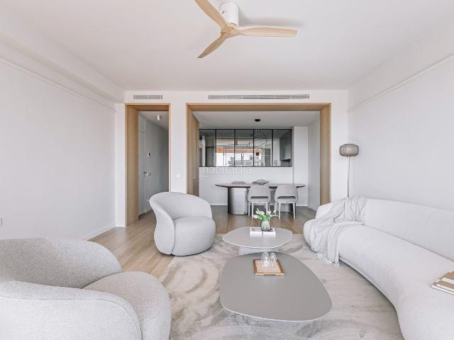 Piso en venta en Barcelona, Sarrià. Piso en venta en Sarrià con 3 habitaciones, estudio y parking, reformado a estrenar, Barcelona. Pisos.