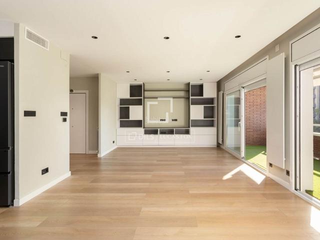 Piso en venta en Barcelona, Sarrià. Piso Excelentes de 4 dormitorios en venta en Pedralbes, Barcelona. Pisos.