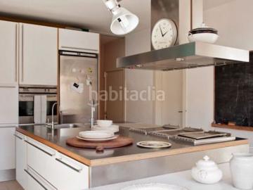 Piso en venta en Barcelona, Sarrià. Próximo a Plaça Sarrià Bonanova. Pisos.
