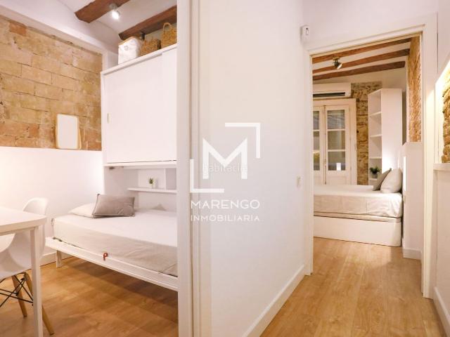 Piso en venta en Barcelona, St. Pere Sta. Caterina El Born. APARTAMENTO REFORMADO Y AMUEBLADO CON ASCENSOR. Pisos.