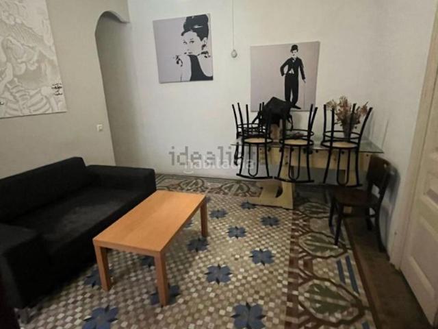 Piso en venta en Barcelona, St. Pere Sta. Caterina El Born. Exclusiva vivienda con encanto en el corazón de Barcelona Plaza de la Llana. Pisos.